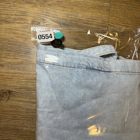 WeWoreWhat Light Wash Denim Mini Skirt with Cut-Out Waist Size L NWT - Picture 13 of 13